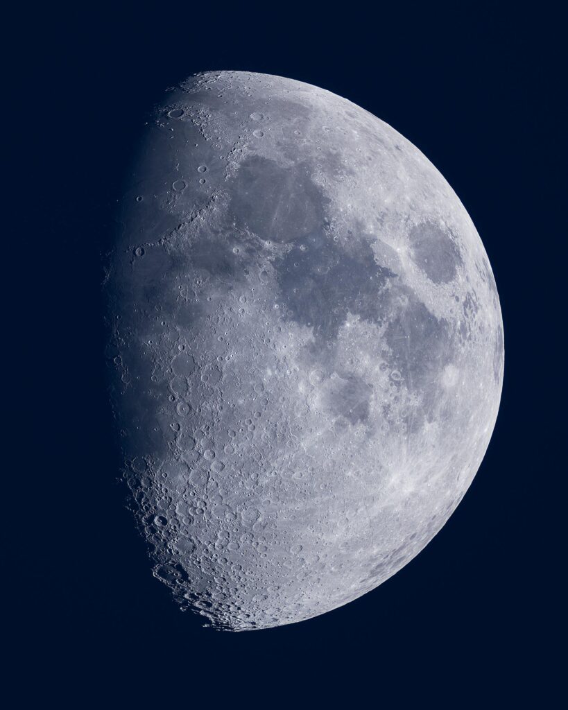 Discovery of water on the moon 